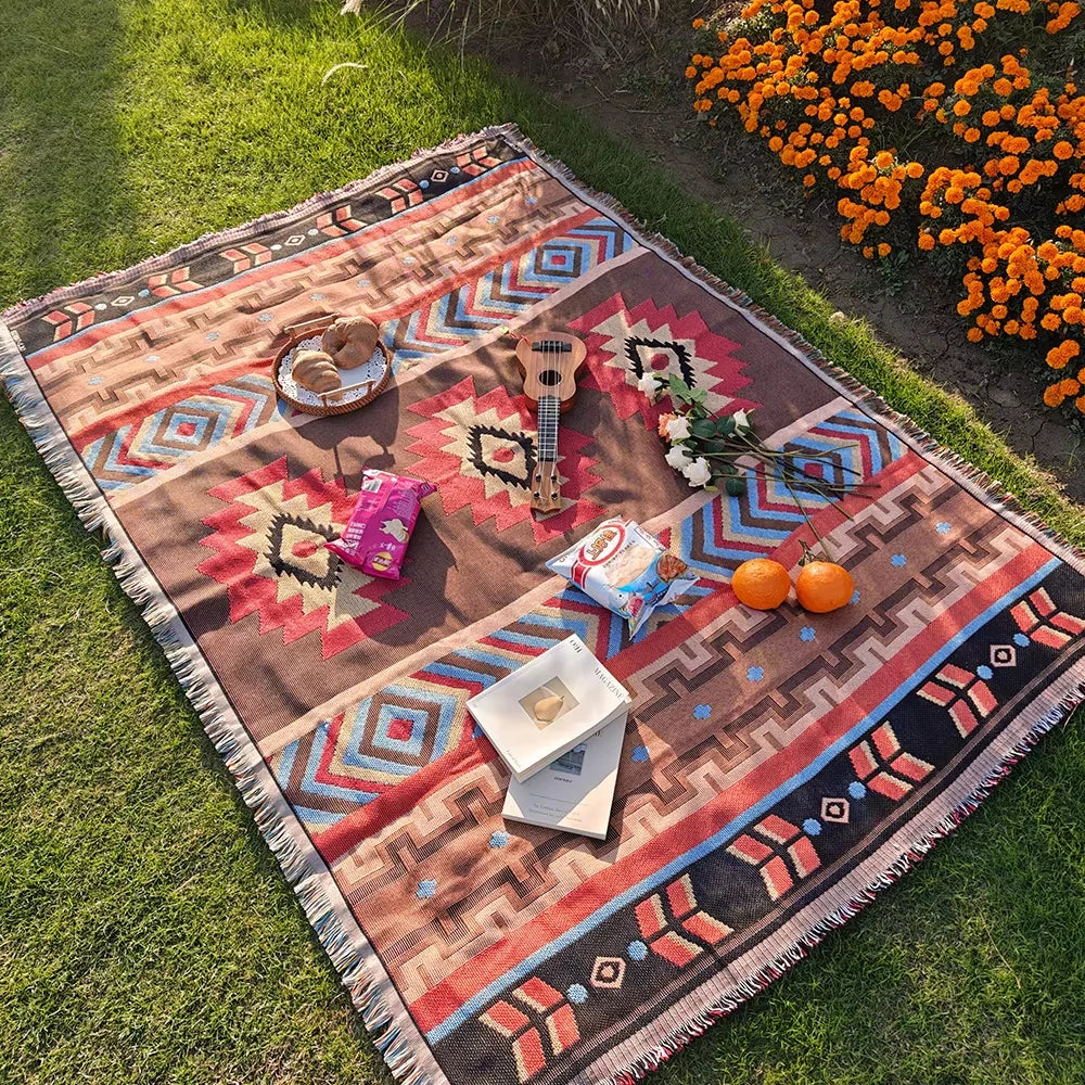 Versatile Western Bohemian Blankets Outdoor Blankets Camping Picnic Blankets Decorative Bed Blankets Checkered Sofa Pads Travel