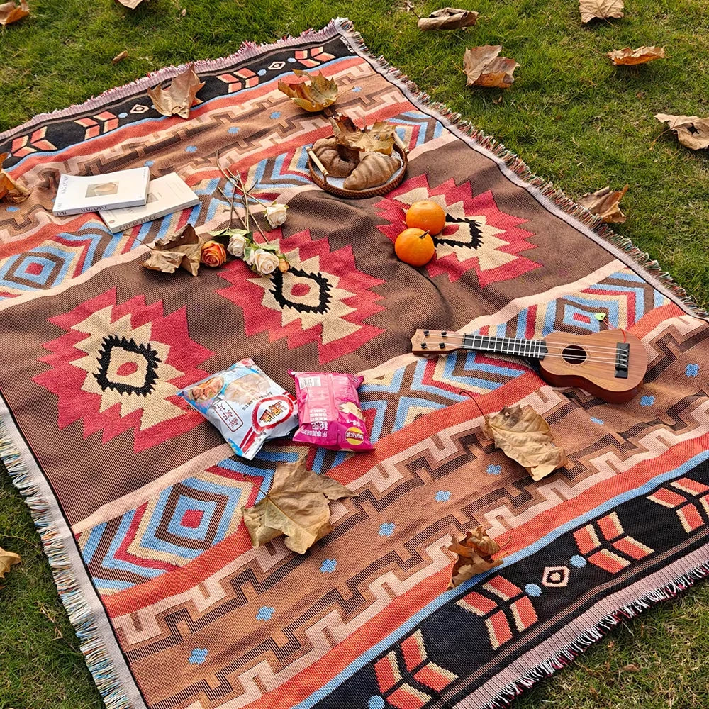 Versatile Western Bohemian Blankets Outdoor Blankets Camping Picnic Blankets Decorative Bed Blankets Checkered Sofa Pads Travel